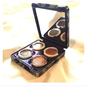 Urban decay bundle of 4 eyeshadow